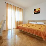 In With Sea View, Terrace, Air Conditioning, Wifi 5052-5 *