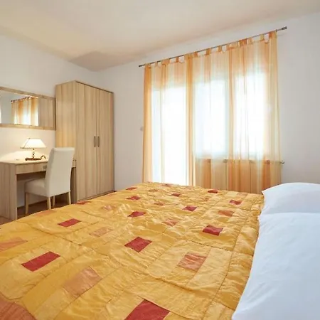In With Sea View, Terrace, Air Conditioning, Wifi 5052-5 Апартаменты