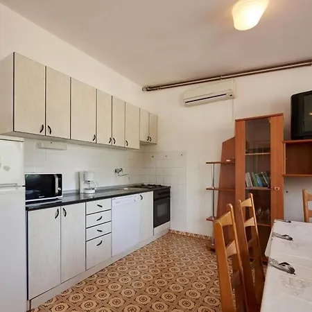 In With Sea View, Terrace, Air Conditioning, Wifi 5052-5 Apartamento Seget Vranjica