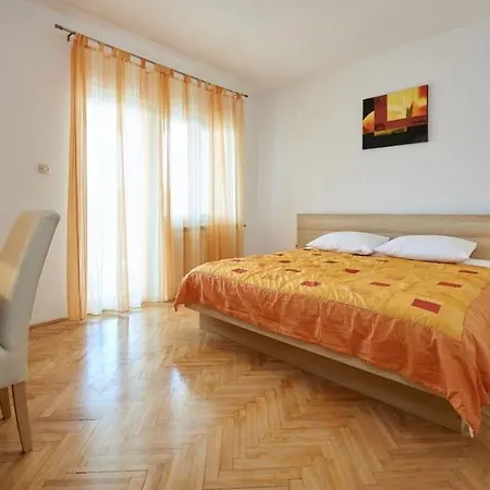 In With Sea View, Terrace, Air Conditioning, Wifi 5052-5 *